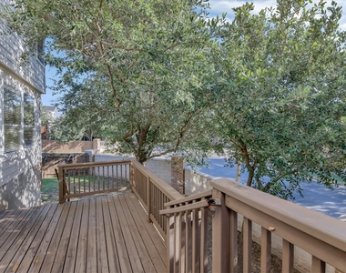 2132 Faldo Ln - Photo Thumbnail 29