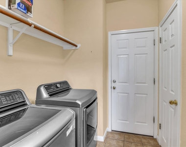 2132 Faldo Ln - Photo Thumbnail 14