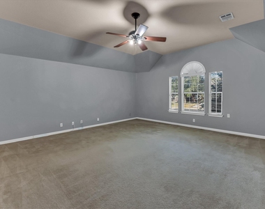 2132 Faldo Ln - Photo Thumbnail 16