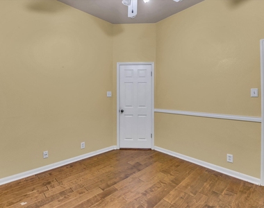 2132 Faldo Ln - Photo Thumbnail 21