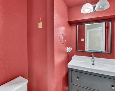 2132 Faldo Ln - Photo Thumbnail 15