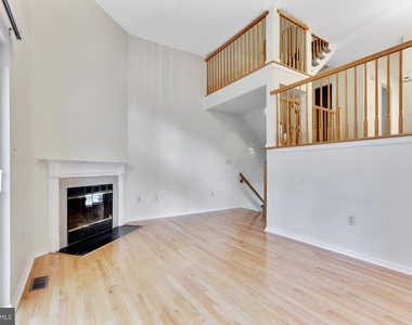 140 Barrow - Photo Thumbnail 1