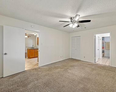 3707 Tarragona Ln - Photo Thumbnail 19
