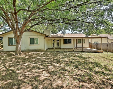 3707 Tarragona Ln - Photo Thumbnail 31