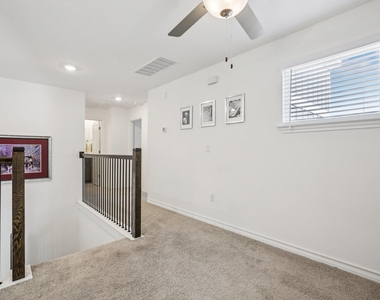 2903 Bronx Dr - Photo Thumbnail 20