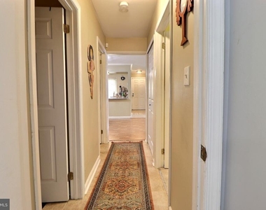 1807 Sedgefield Drive - Photo Thumbnail 11