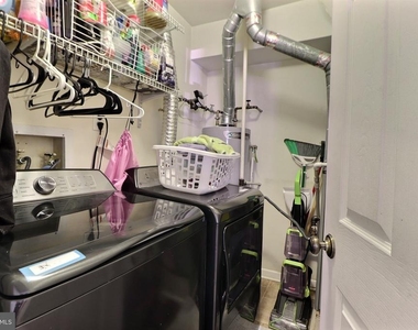 1807 Sedgefield Drive - Photo Thumbnail 12