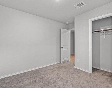 542 Blue Stem Rd - Photo Thumbnail 21