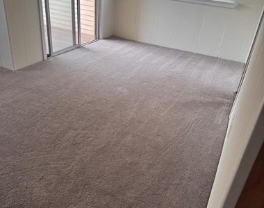 40 Florence Tollgate Place - Photo Thumbnail 2