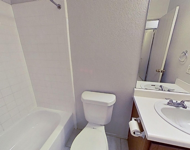 1200 Hughmont Dr - Photo Thumbnail 8