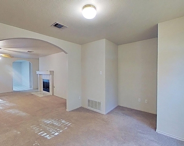 1200 Hughmont Dr - Photo Thumbnail 4