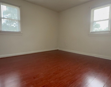 2772 Iverson Street - Photo Thumbnail 10