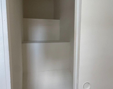 2772 Iverson Street - Photo Thumbnail 11