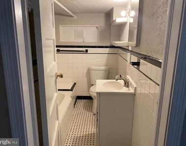 4711 Tecumseh Street - Photo Thumbnail 3