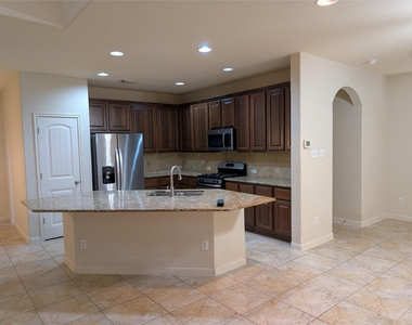 11400 W Parmer Ln - Photo Thumbnail 1