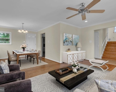 6004 Mustang Place - Photo Thumbnail 5