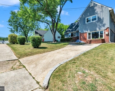6004 Mustang Place - Photo Thumbnail 1