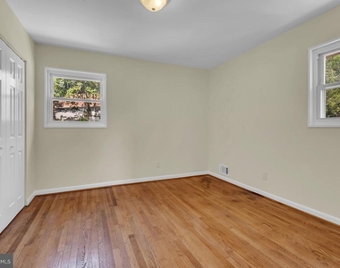 6004 Mustang Place - Photo Thumbnail 16