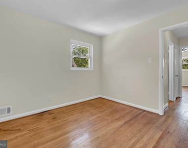 6004 Mustang Place - Photo Thumbnail 15