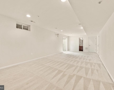 406 Bricker Drive - Photo Thumbnail 30
