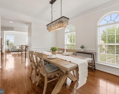406 Bricker Drive - Photo Thumbnail 14