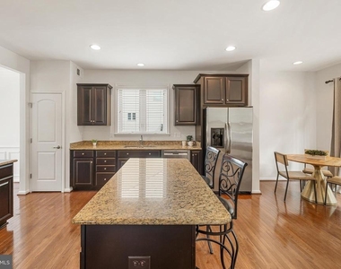 406 Bricker Drive - Photo Thumbnail 9