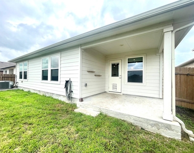 19616 Ann Richards Ave - Photo Thumbnail 35