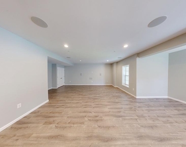 2604 Brooke Grove Road - Photo Thumbnail 26