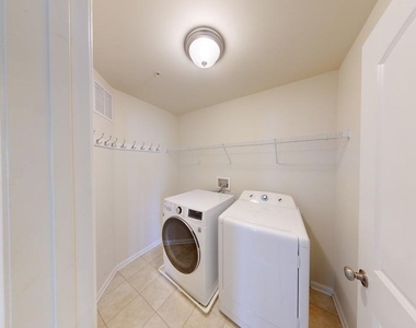 2604 Brooke Grove Road - Photo Thumbnail 29