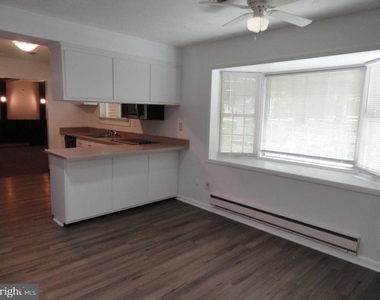 14309 Medwick Court - Photo Thumbnail 22