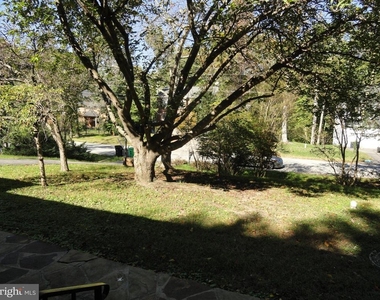 14309 Medwick Court - Photo Thumbnail 6