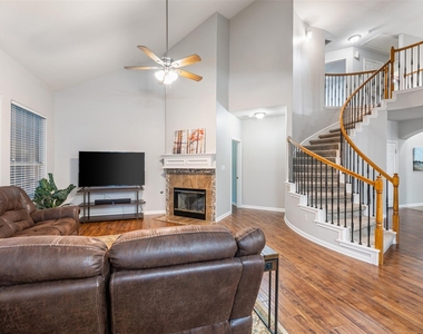 4435 Hunters Lodge Dr - Photo Thumbnail 11