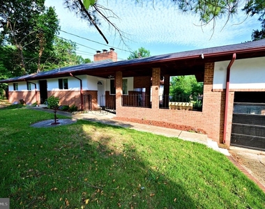 2509 Eliot Place - Photo Thumbnail 2