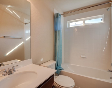 209 Moulins Ln - Photo Thumbnail 22