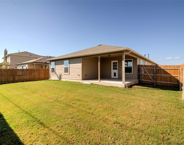 209 Moulins Ln - Photo Thumbnail 28