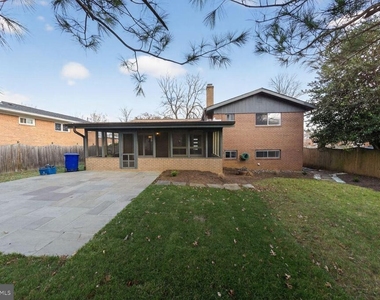 9902 Carnegie Terrace - Photo Thumbnail 20