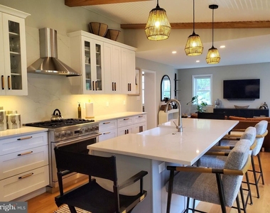 15 Indian Spring Drive - Photo Thumbnail 11