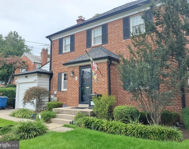 15 Indian Spring Drive - Photo Thumbnail 2