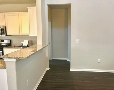 1225 Fairhaven Gtwy - Photo Thumbnail 11