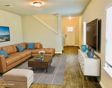 1225 Fairhaven Gtwy - Photo Thumbnail 2