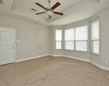 3724 Lunet Ring Way - Photo Thumbnail 15