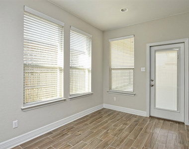 3724 Lunet Ring Way - Photo Thumbnail 11