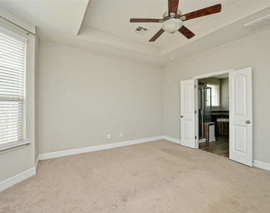 3724 Lunet Ring Way - Photo Thumbnail 16