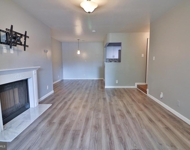 13111 Wonderland Way - Photo Thumbnail 8