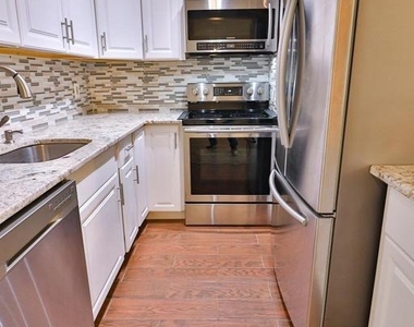 13111 Wonderland Way - Photo Thumbnail 14