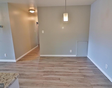 13111 Wonderland Way - Photo Thumbnail 15