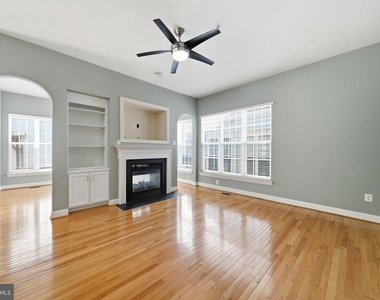 13131 Clarksburg Square Road - Photo Thumbnail 14