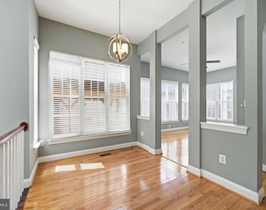 13131 Clarksburg Square Road - Photo Thumbnail 12