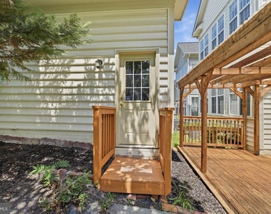 13131 Clarksburg Square Road - Photo Thumbnail 46