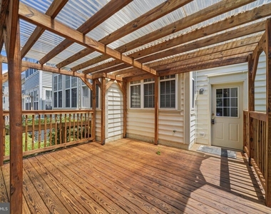 13131 Clarksburg Square Road - Photo Thumbnail 42